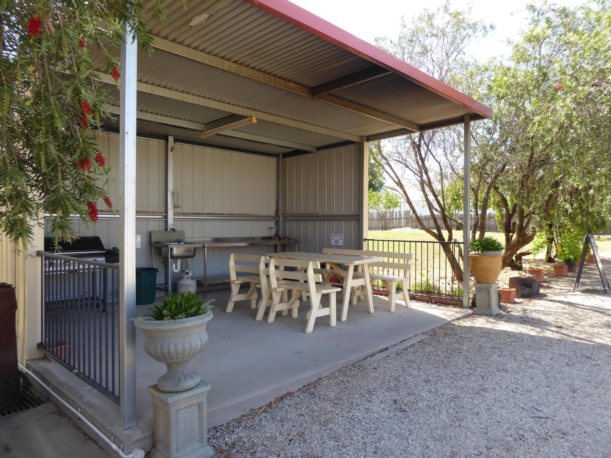 The Lydoun Motel Chiltern Exterior foto